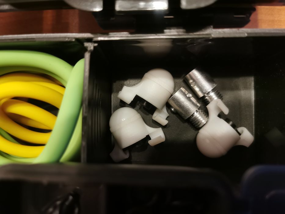 Pudełko z akcesoriami sumowymi