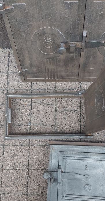 Drzwiczki żeliwne do wedzarki kuchni pieca grilla