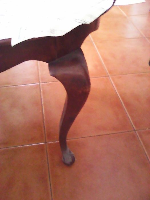 mesa de apoio redonda