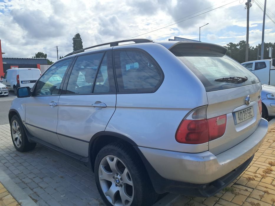 SUV BMW X5 (E53)