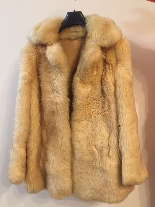 Casaco em Pele de Urso da Sibéria (genuíno)