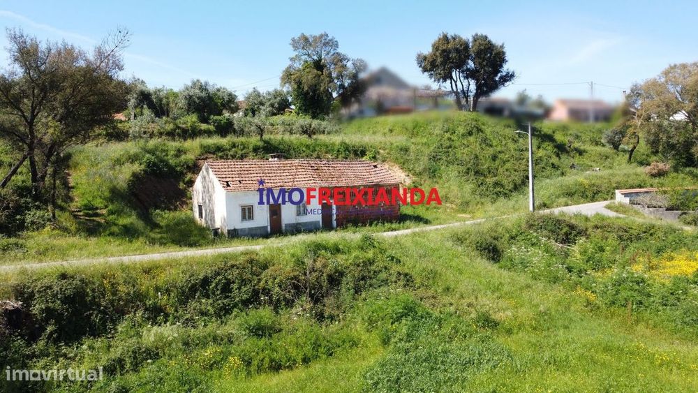 Moradia em zona calma