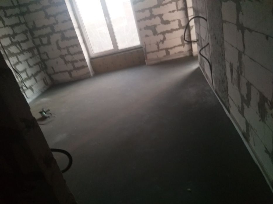 Машинная штукатурка стен. Машинная стяжка пола 90грн. Полусухая стяжк ...