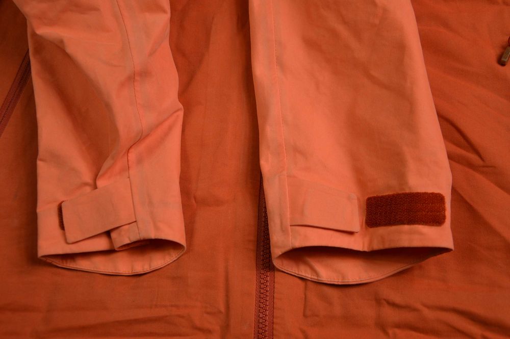 Norrona Svalbard Cotton damska kurtka przeciwdeszczowa - M