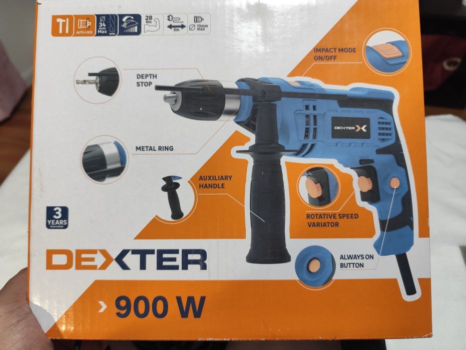 Berbequim percutor com fio 900W 3000 rpm Dexter