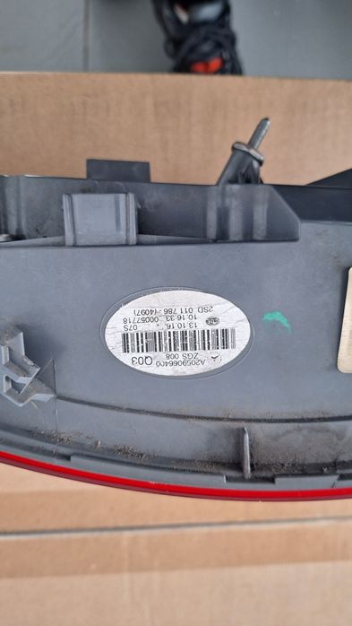 Farolin traseiro mercedes c 220