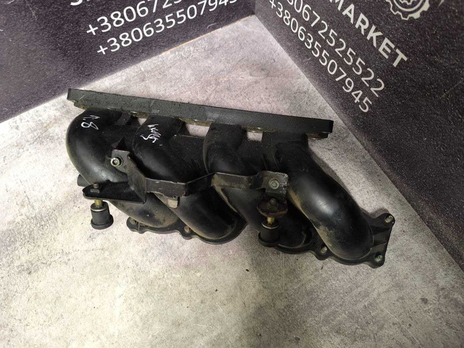 Впускний колектор VAG Skoda Audi VW Seat 1.8 20V AGN 1996-2010