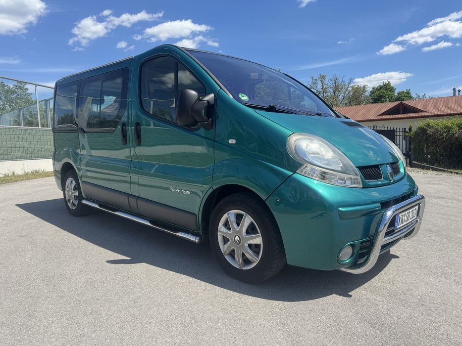 Renault Trafic/Vivaro Passenger Klima Bezywpadkowy