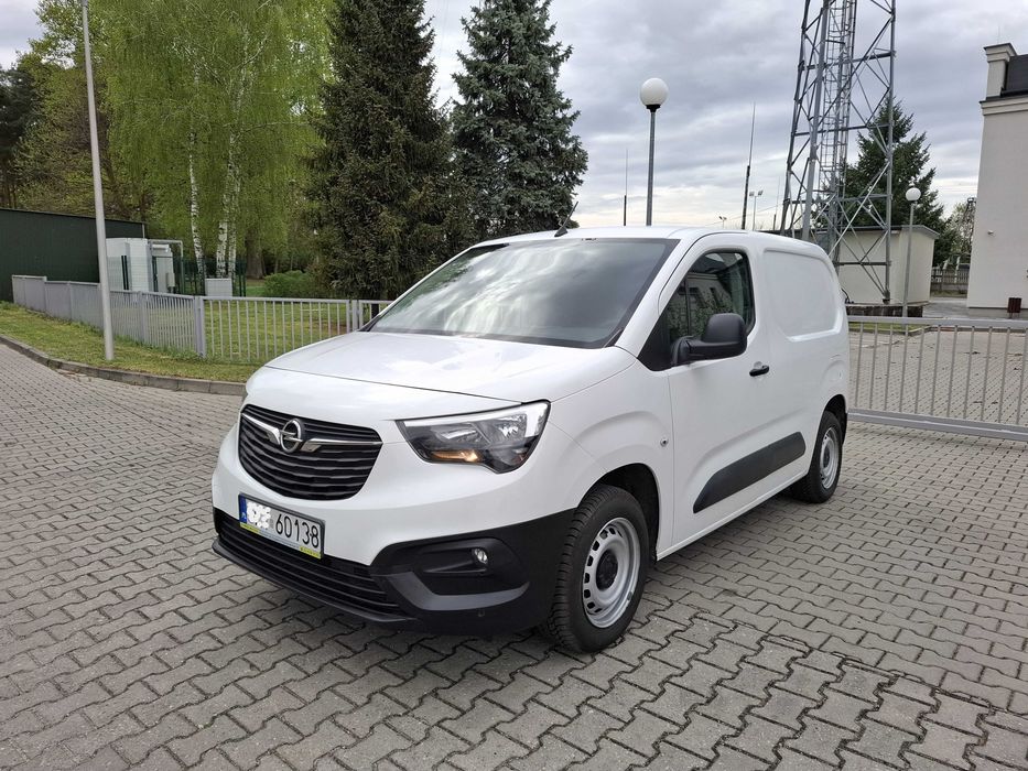 Opel Campo