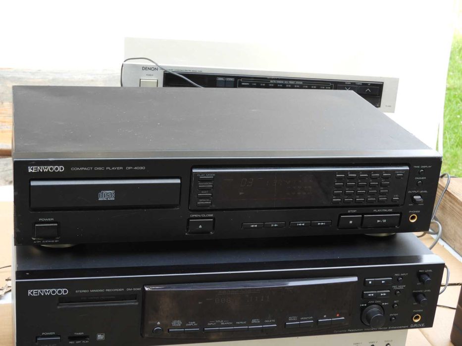 Odtwarzacz CD Kenwood DP - 4030