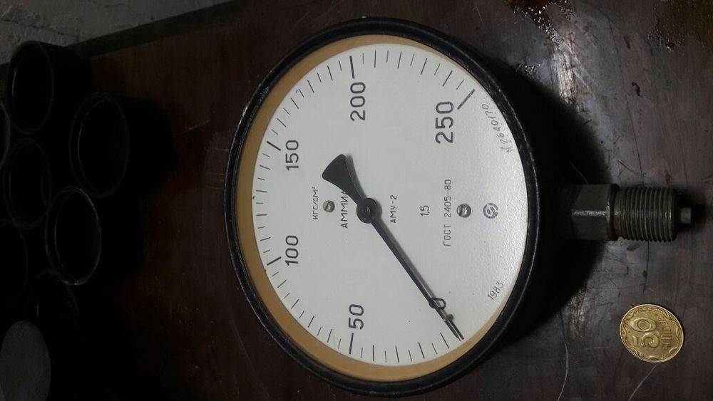Манометры новые(качественные и точные)