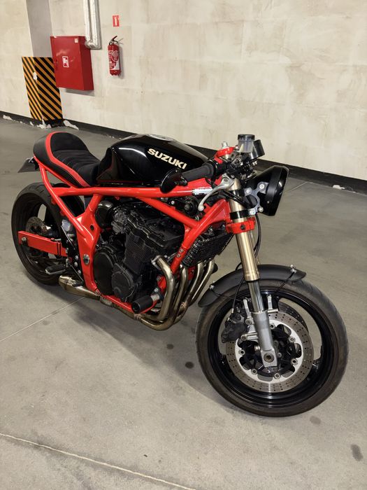 Suzuki Bandit GSF 600, 2002 – unikatowy Cafe Racer