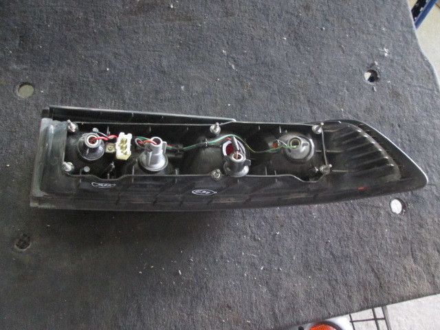 Farolim esquerdo MAZDA 323 III (BF)