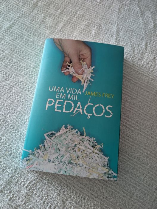 Livro Uma Vida em Mil Pedaços - James Frey