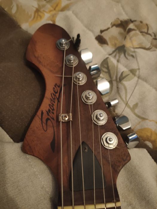 Guitarra eléctrica edição única