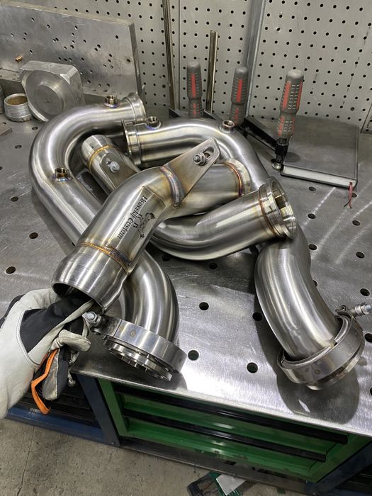 Downpipe даунпайп Mercedes c63 amg gt63s e63 downpipe