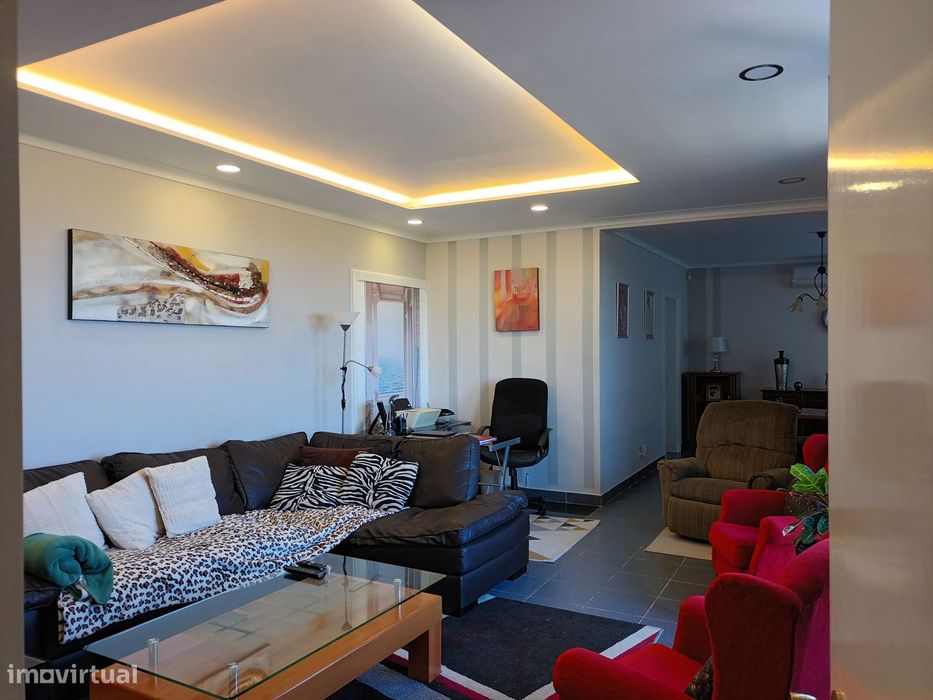 Moradia T4+1 com vista deslumbrante