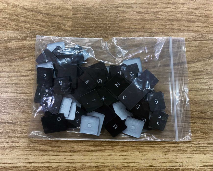 Keycaps / Teclas de substituição para MacBook Pro (A1989 / A1990)