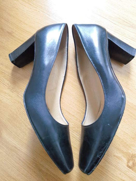 Szpilki czółenka Ferroni 40