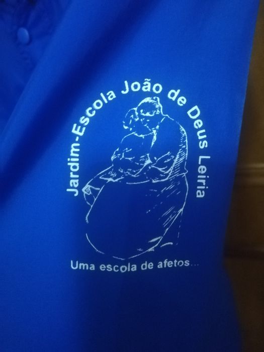 Casacos impermeáveis jardim-escola João de Deus de Leiria