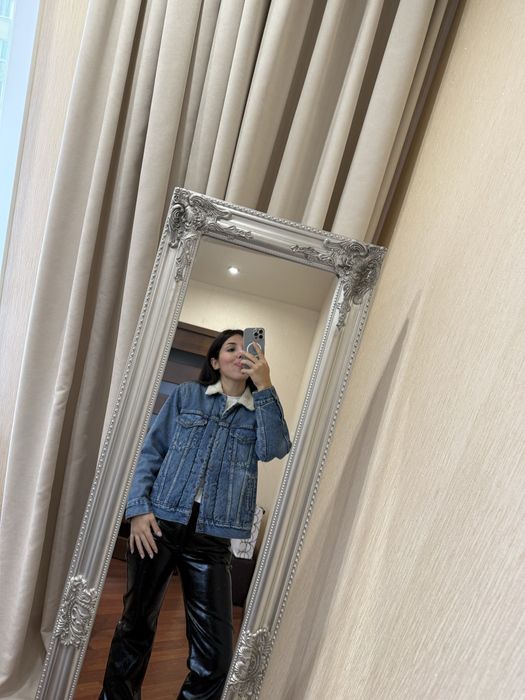 Куртка levi’s ( идеальное состояние)