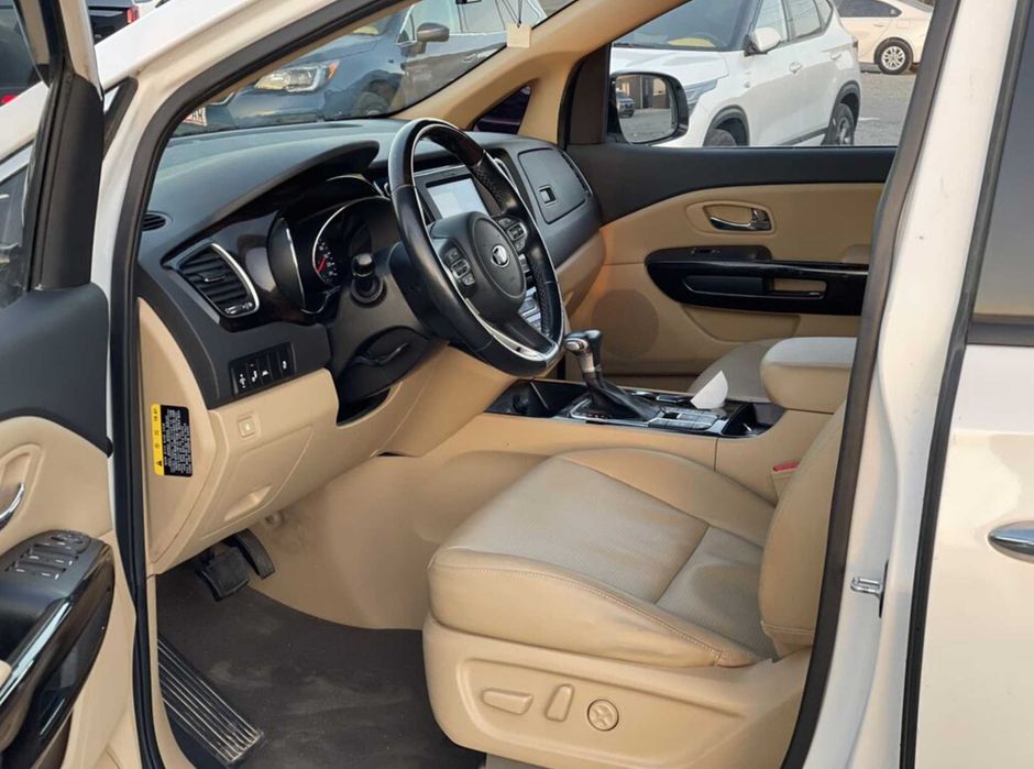 Kia Carnival NOBLESSE 2019 2,2d