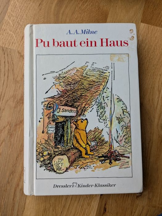 Pu baut ein Haus A. A. Milne