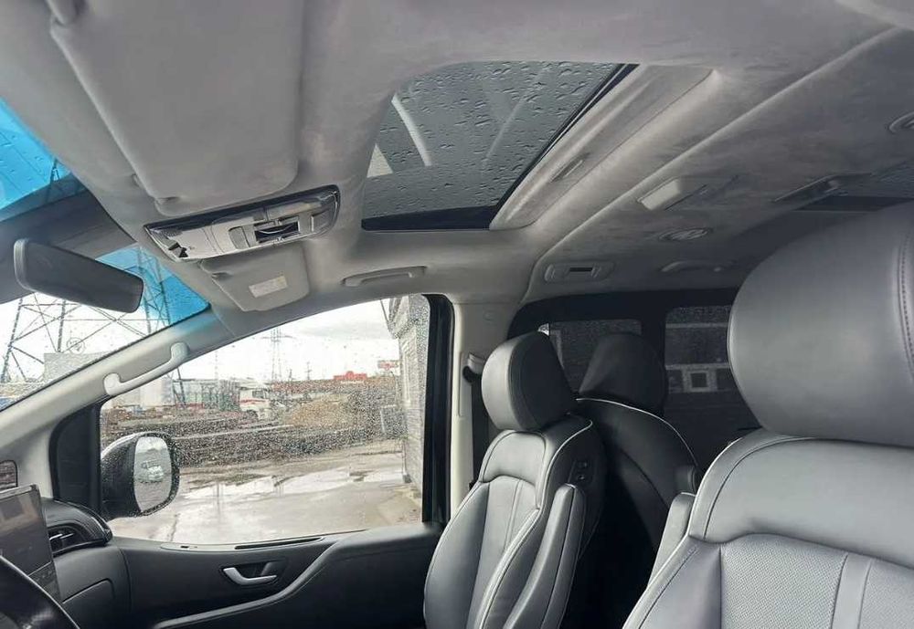 Hyundai Staria  2021