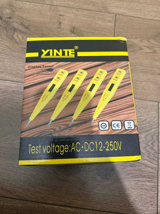 Бесконтактный фазоуказатель для поиска перегоревших ламп гирлянд СССР