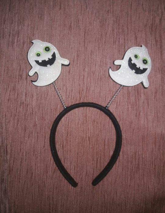 Маска, ободок, капелюх на Хеллоувин