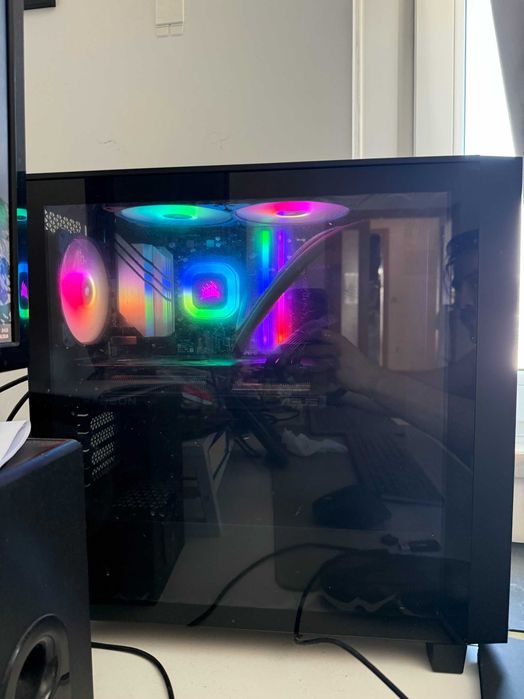 PC Gaming AMD Ryzen 7 + RX 7800 XT 16GB