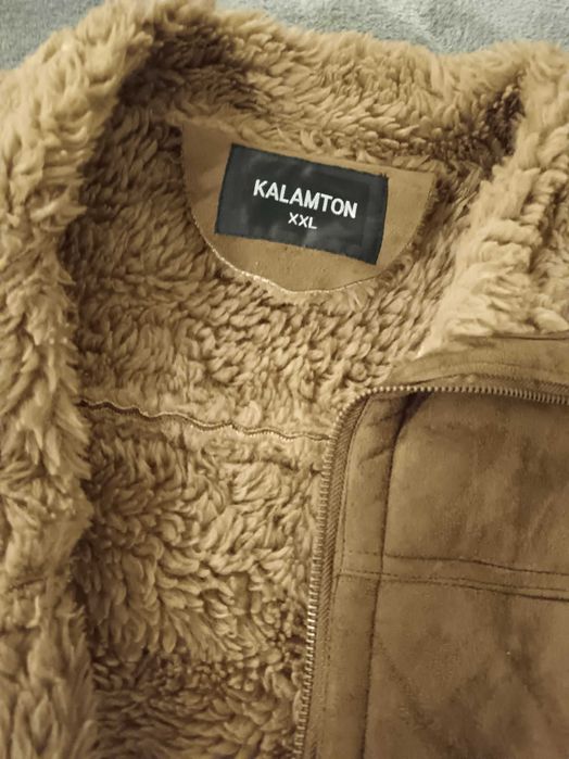 Casaco de pele (forrado com pelo)