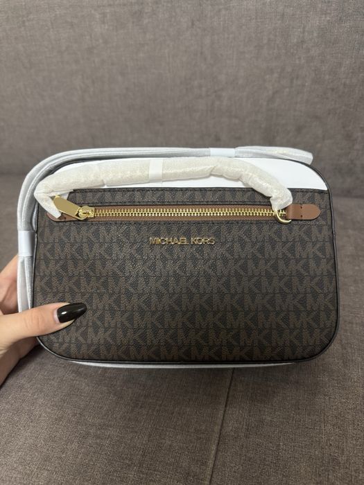 Продам сумку Michael Kors