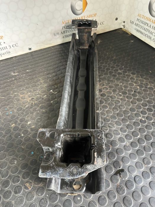 Підсилювач переднього бампера Smart Fortwo 451 2007-2014