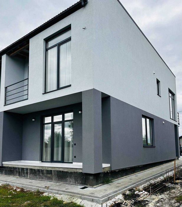 Продаж котеджу спарка с. Підрясне