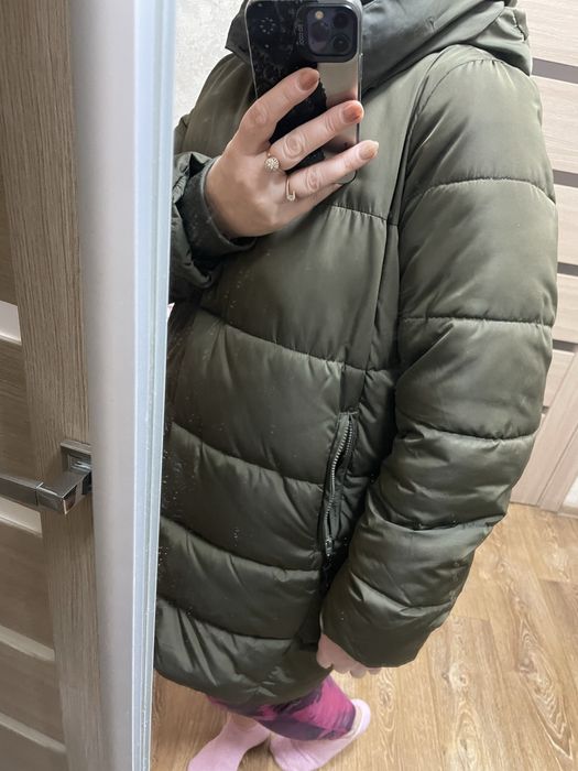 Продам зимову куртку 46-48 розмір.