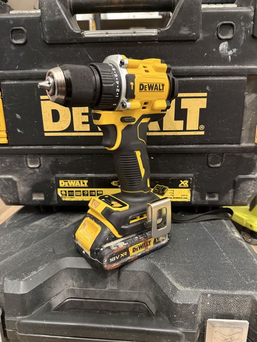 Nowa wkretarka DeWalt DCD805