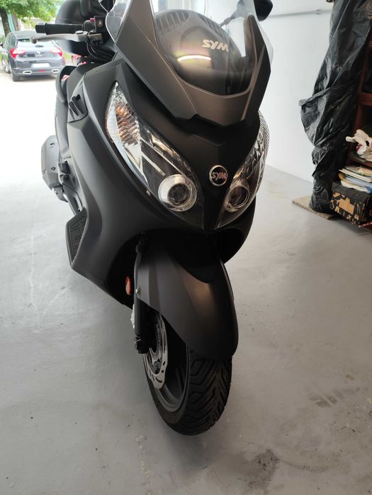 SYM MAXSYM 600i  3.200 €