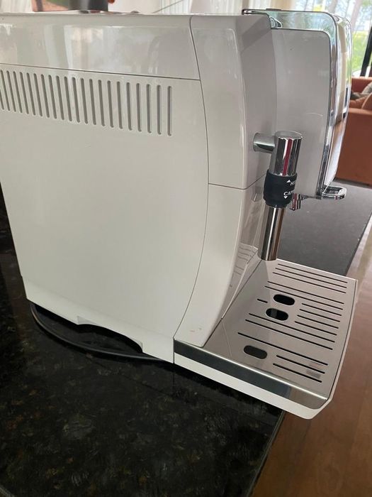 máquina café DeLonghi
