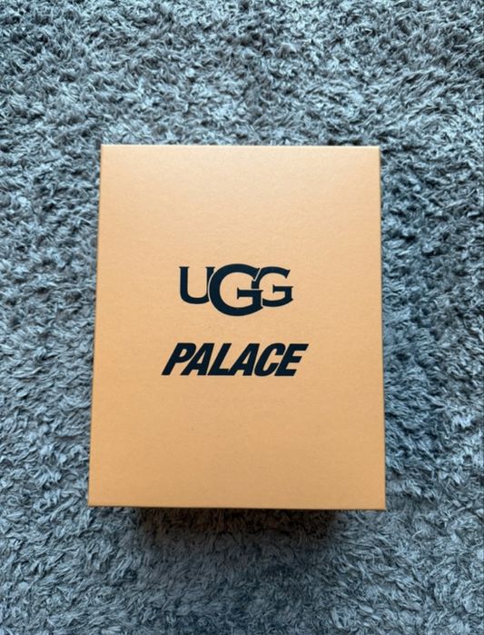 UGG x Palace Looney Tunes
