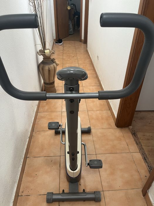 Bicicleta estatica457924546491197440