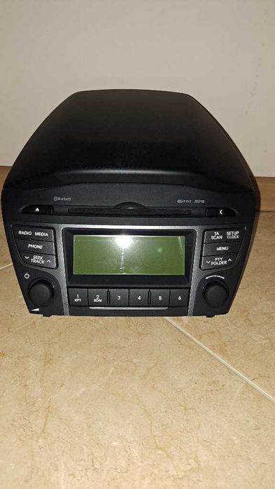 Radioodtwarzacz CD z funkcją bluetooth 96150-2Y010T