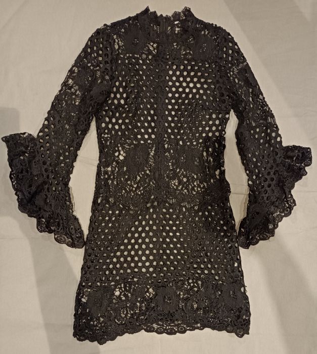 Ażurowa, szydełkowa sukienka midi