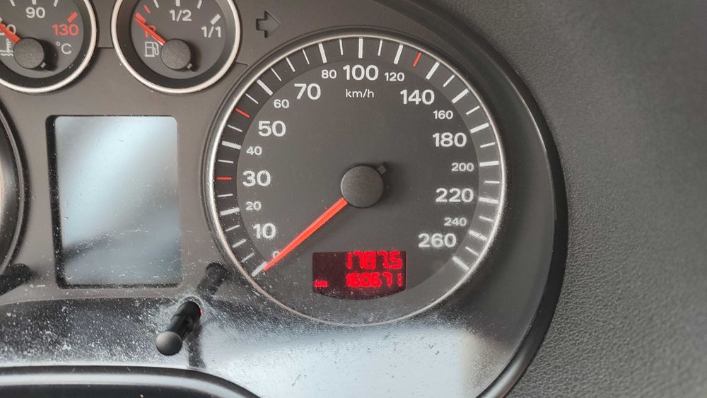 audi a3 2,0b.automat