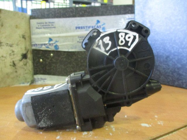 Motor vidro trás esquerdo NISSAN Note (E11, NE11)
