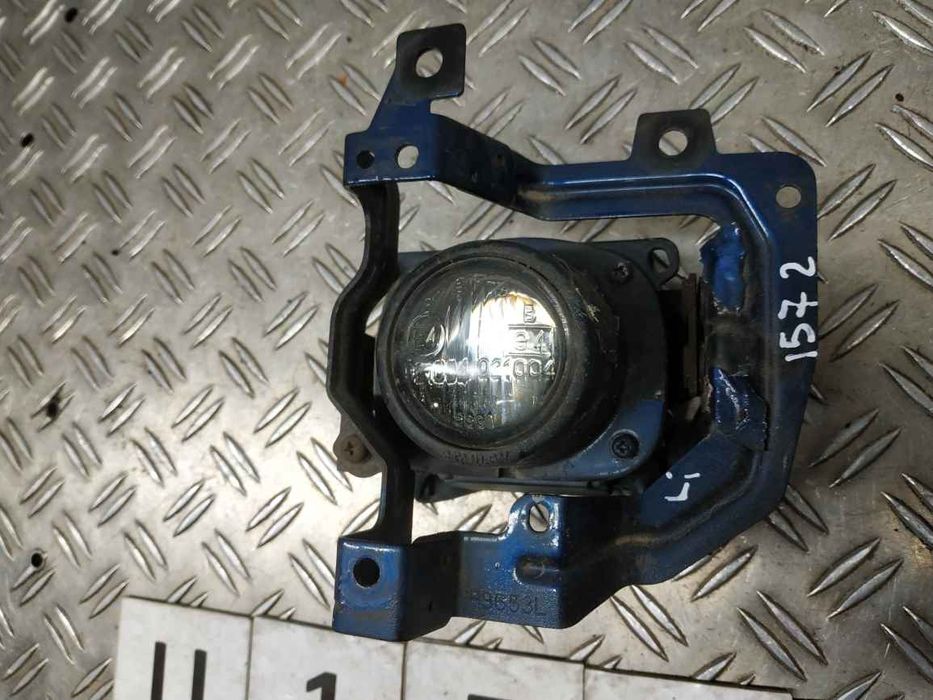 Mitsubishi Lancer 9 03- фара протитуманна ПТФ L LI1572 MN154901