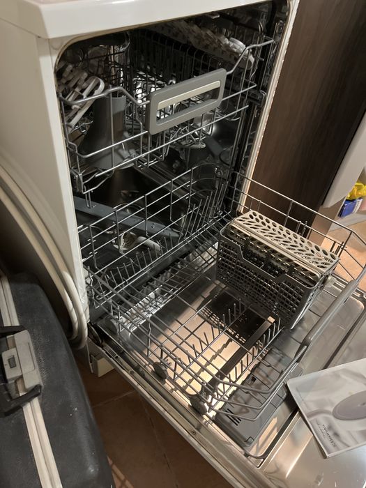 Maquina de loiça Electrolux