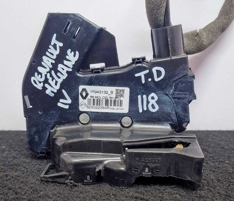Fechadura / Fecho Porta Trás Direito 825022364R - RENAULT MEGANE IV Hatchback
