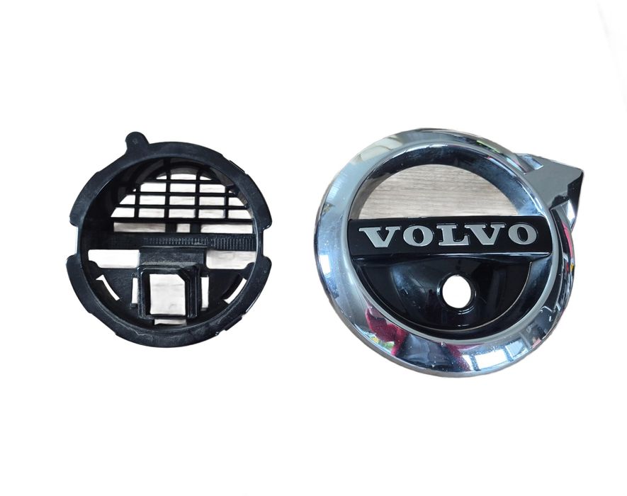Emblemat przedni Volvo 3​1​3​8​3​8​5​4 31​3​8​3​6​45 kamera grill NOWE