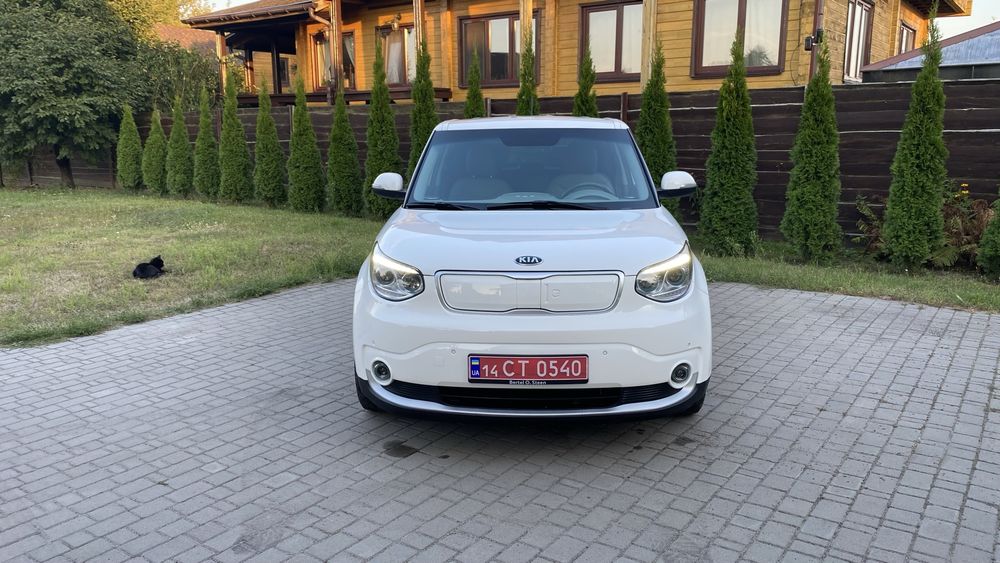 Продам електро KIA SOUL  EV